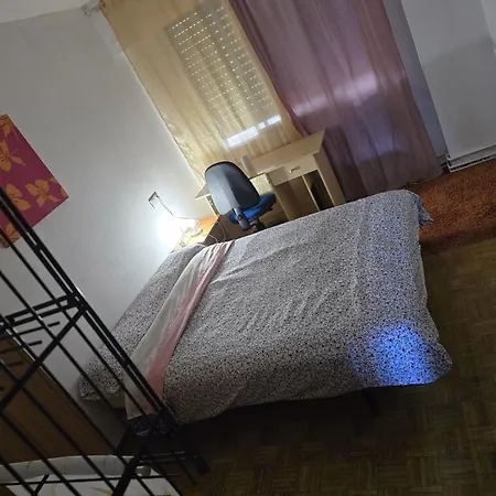 De Lujo Homestay