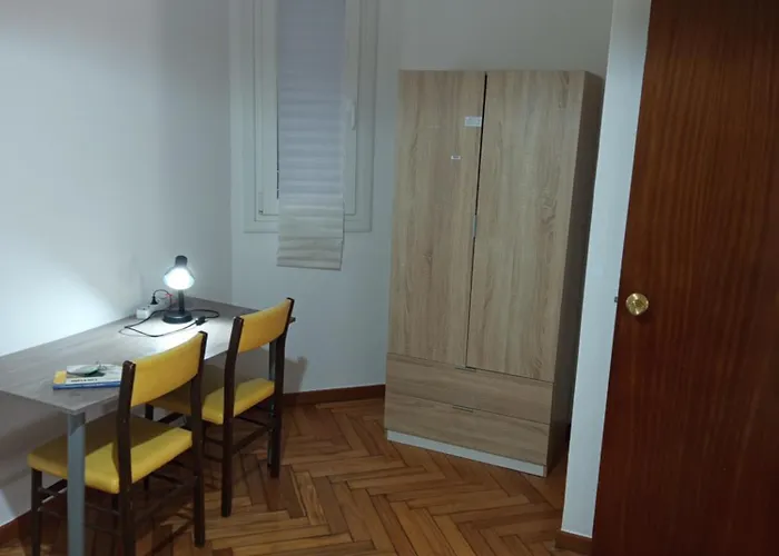 Δωμάτια σε οικογενειακή κατοικία De Lujo